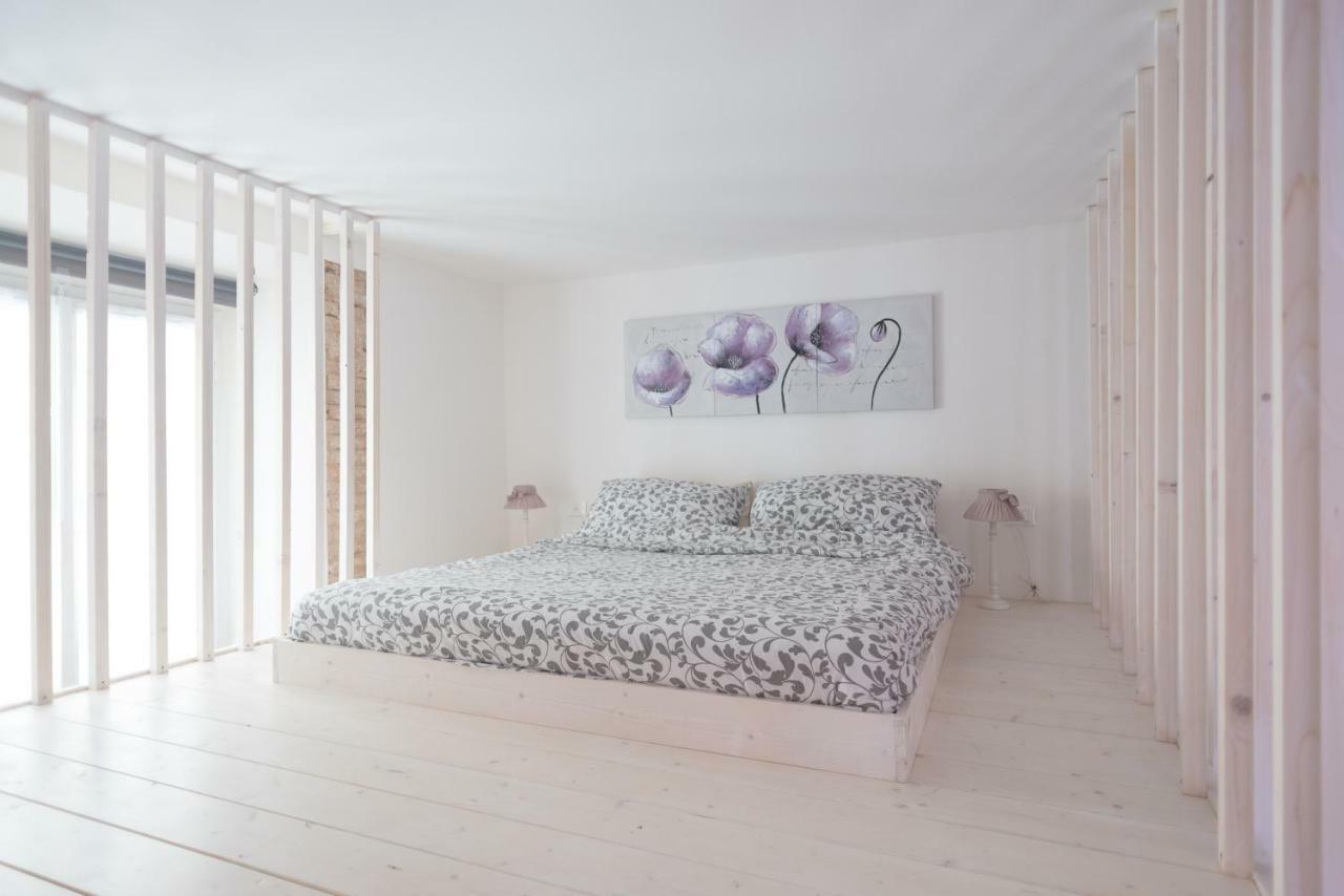 New Loft In The Heart Of Bologna Apartment Exterior foto